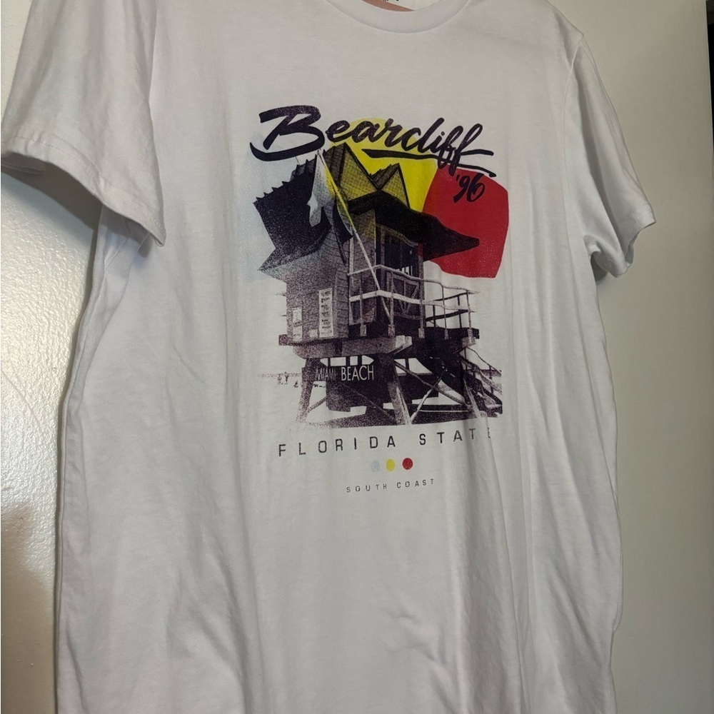 White Graphic T-Shirt NWOT - Picture 1 of 2